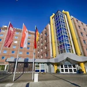 4* Hotell Leonardo