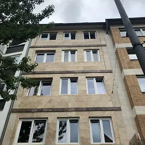 2* Отель Moji